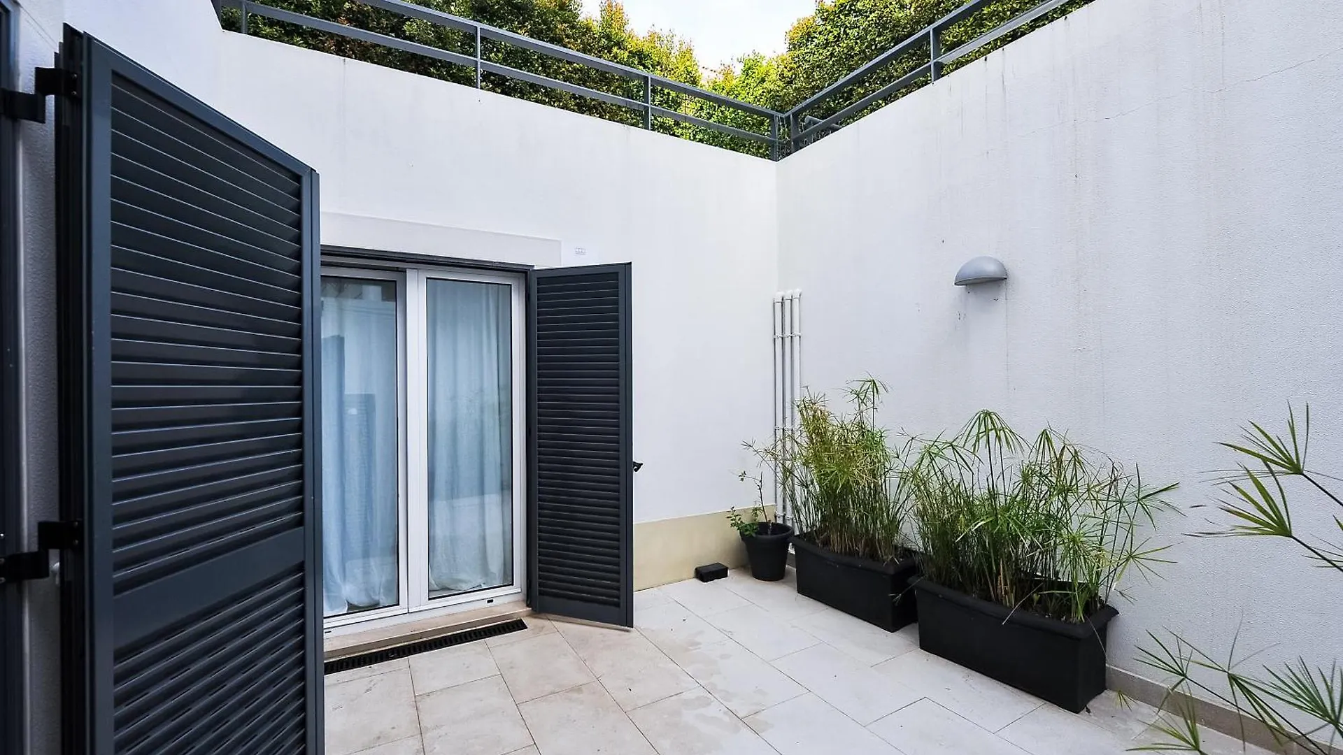 Estoril Garden Villa - 4Bedroom Private Pool - Checkinhome Alcabideche